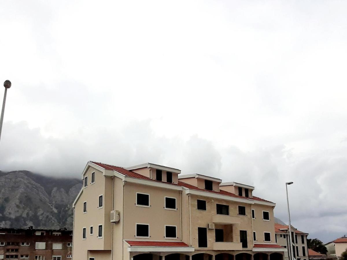 Fiore Di Cattaro **** Lux Apartment With Parking Buitenkant foto